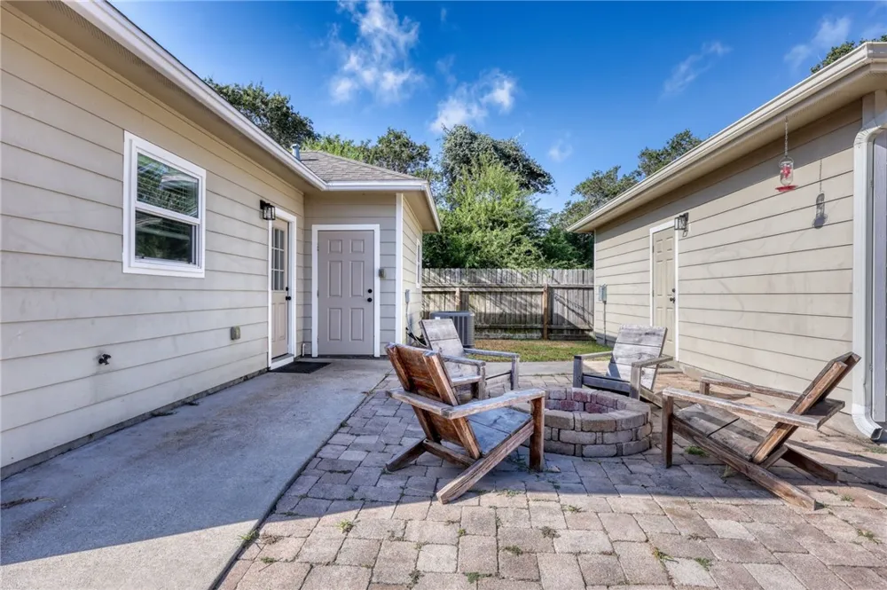 1950 Sandy Way Corpus Christi, TX 78418