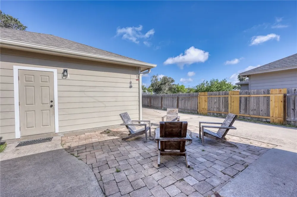 1950 Sandy Way Corpus Christi, TX 78418