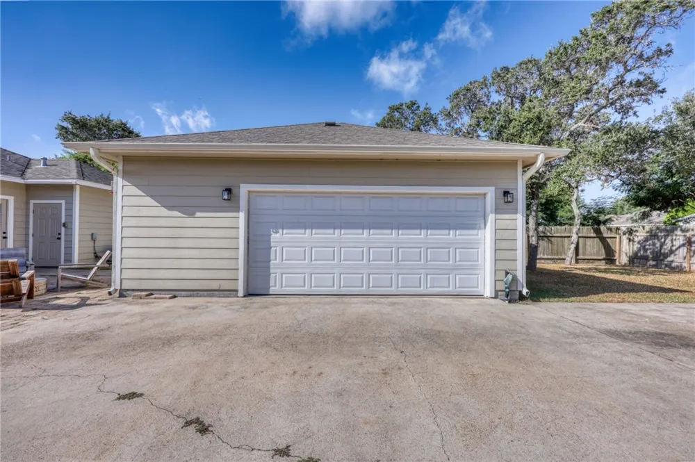 1950 Sandy Way Corpus Christi, TX 78418