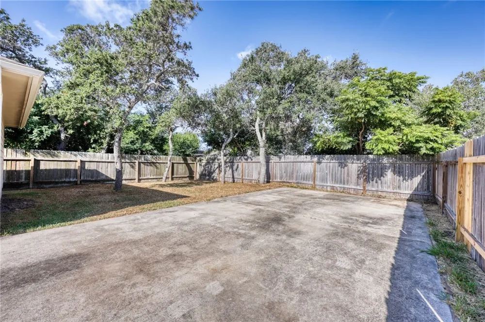 1950 Sandy Way Corpus Christi, TX 78418