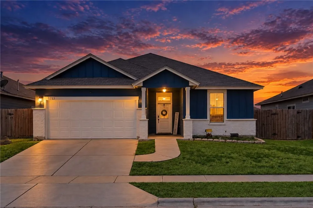 1713 Flagship Drive Corpus Christi, TX 78410