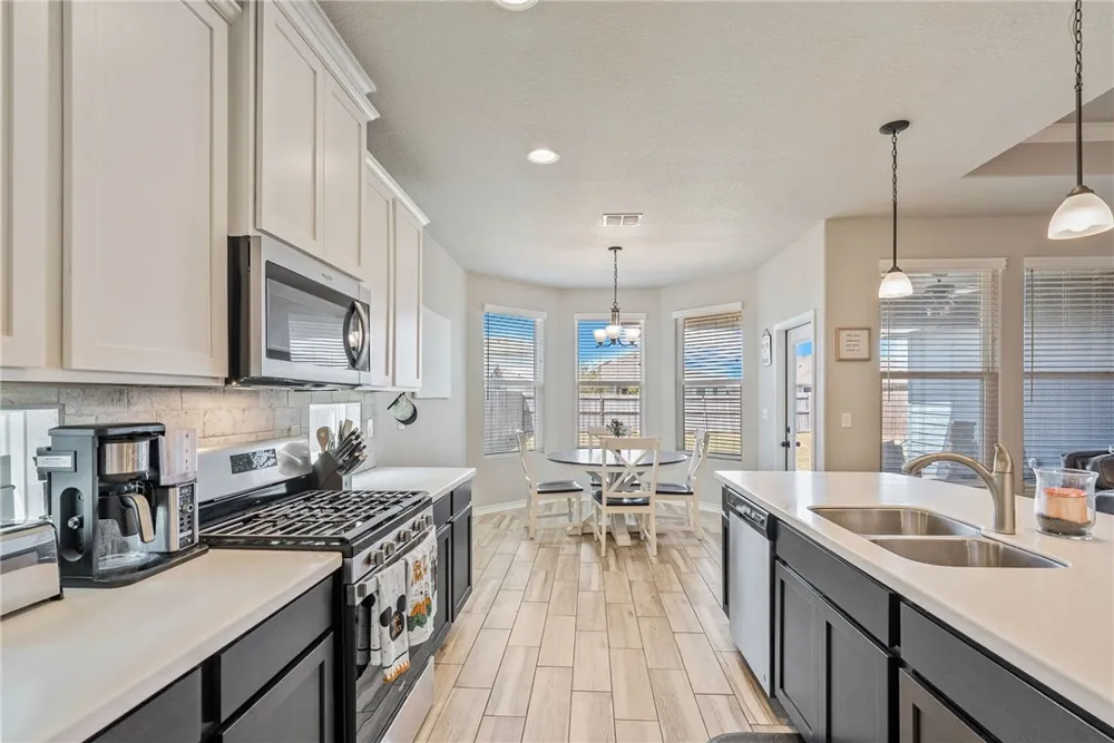1713 Flagship Drive Corpus Christi, TX 78410