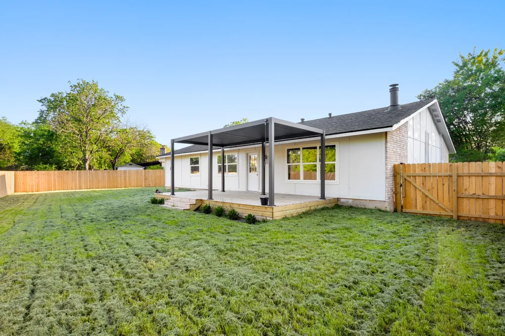 7707 Whitsun Drive Austin, TX 78749