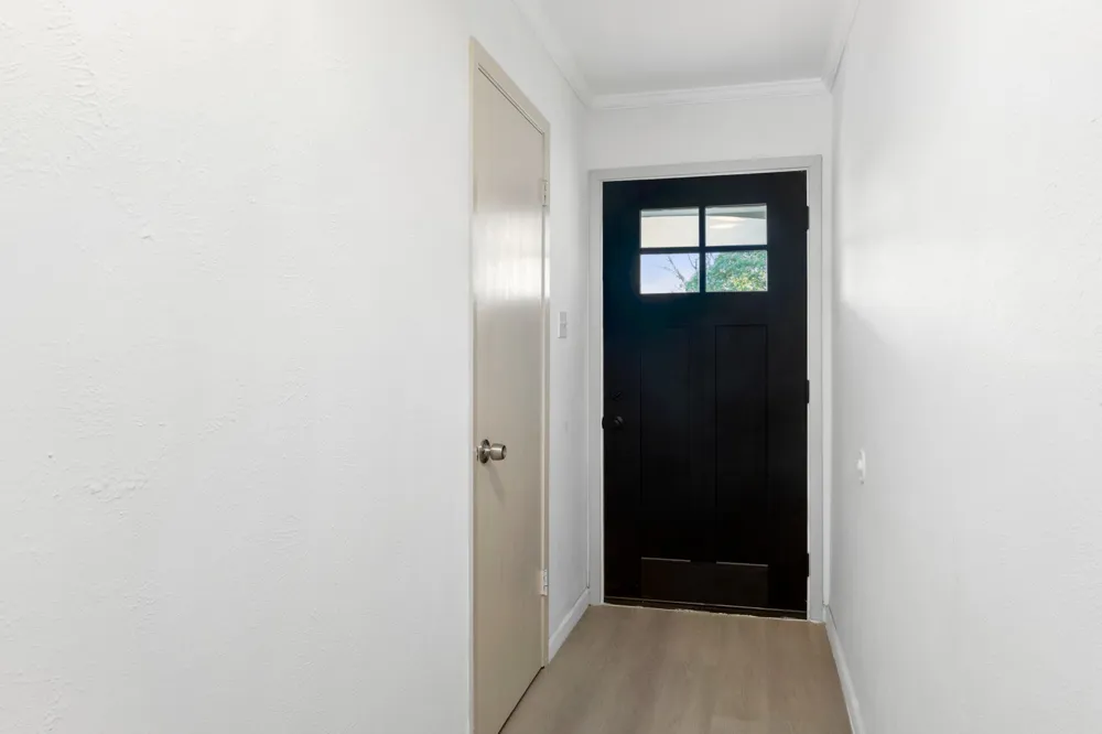 7707 Whitsun Drive Austin, TX 78749