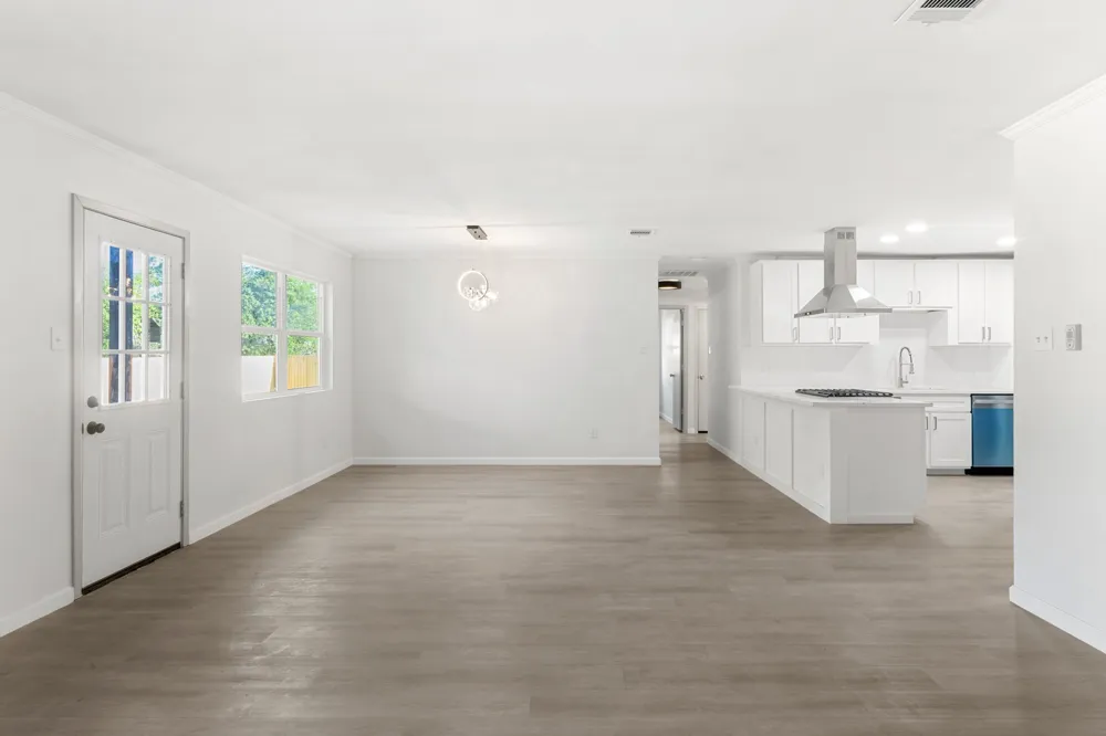 7707 Whitsun Drive Austin, TX 78749