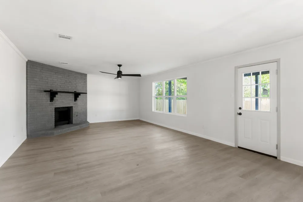 7707 Whitsun Drive Austin, TX 78749