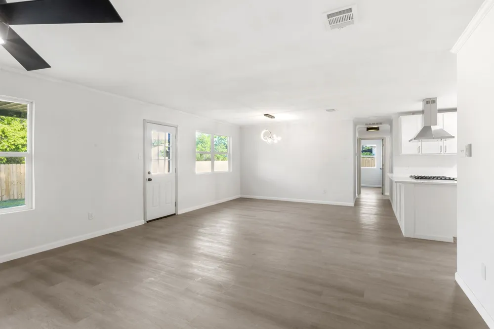7707 Whitsun Drive Austin, TX 78749
