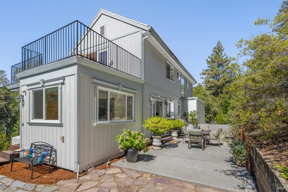 16149 Fern Way Guerneville, CA 95446