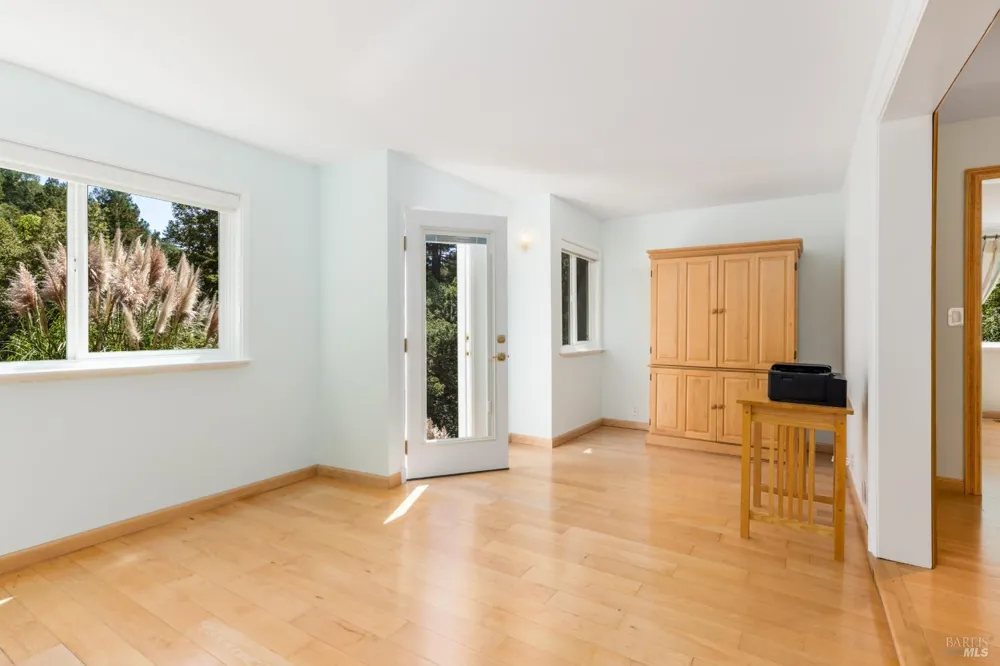 16149 Fern Way Guerneville, CA 95446