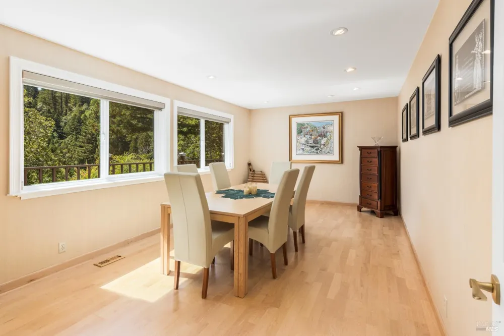 16149 Fern Way Guerneville, CA 95446