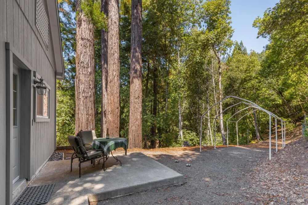 16149 Fern Way Guerneville, CA 95446