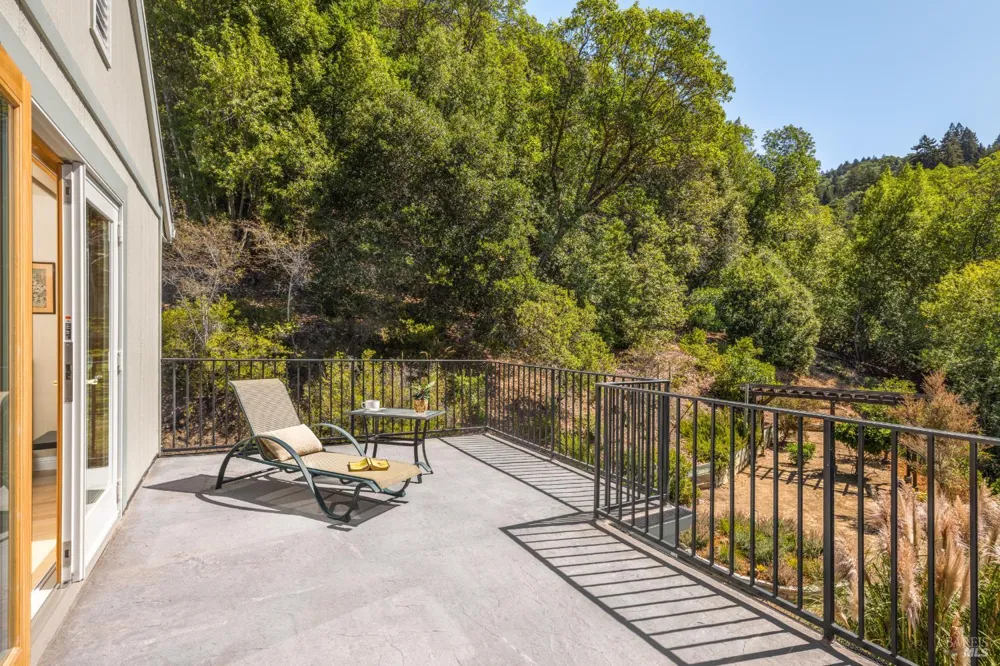 16149 Fern Way Guerneville, CA 95446