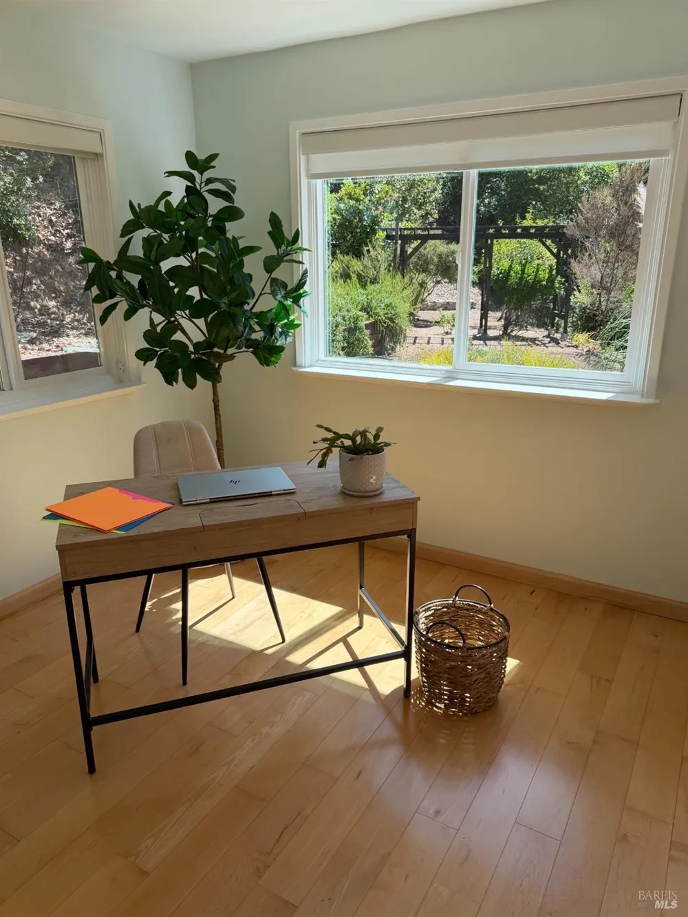 16149 Fern Way Guerneville, CA 95446