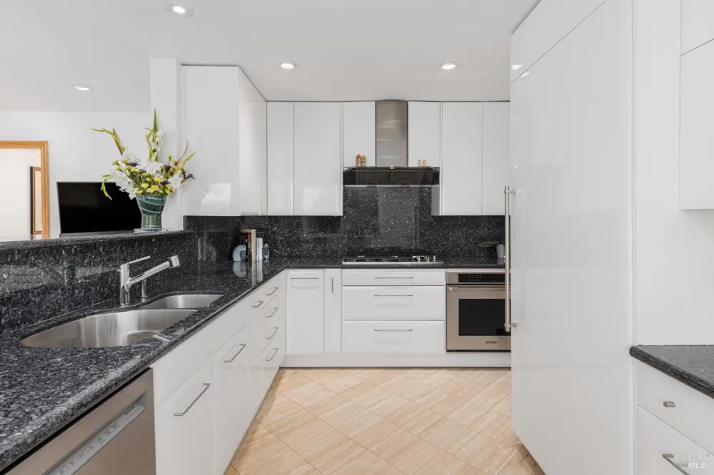 16149 Fern Way Guerneville, CA 95446