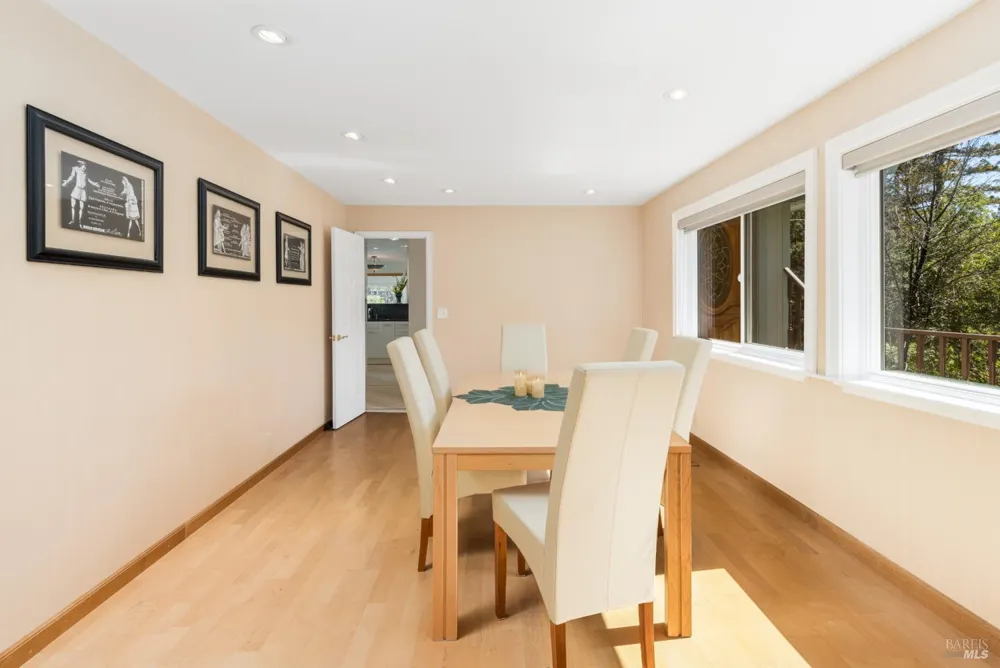 16149 Fern Way Guerneville, CA 95446