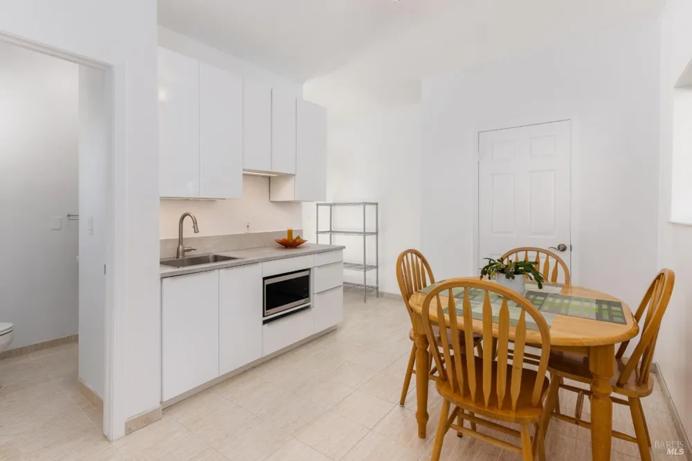16149 Fern Way Guerneville, CA 95446