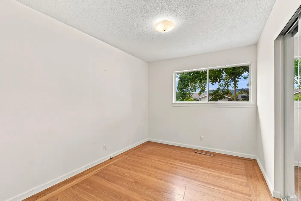 2217 Cheyenne Drive Santa Rosa, CA 95405