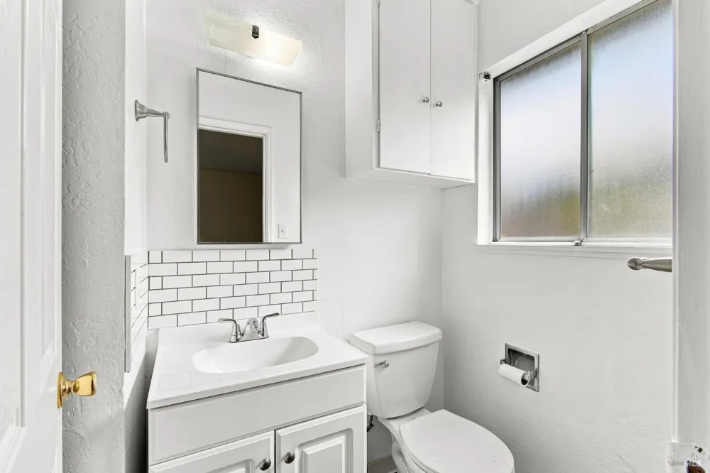2217 Cheyenne Drive Santa Rosa, CA 95405
