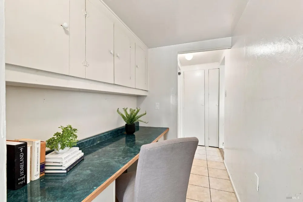 2217 Cheyenne Drive Santa Rosa, CA 95405