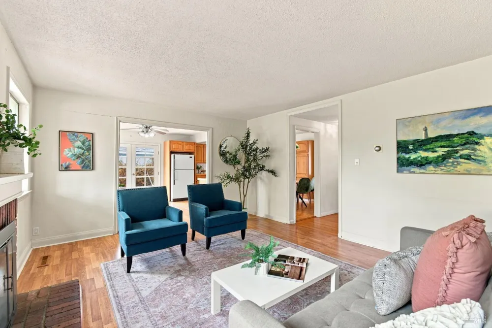 2217 Cheyenne Drive Santa Rosa, CA 95405