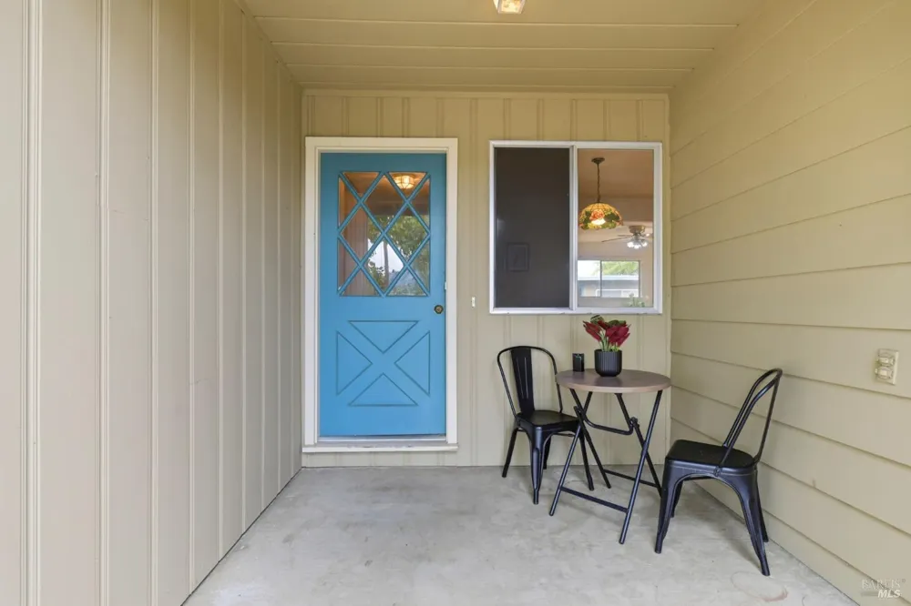 2217 Cheyenne Drive Santa Rosa, CA 95405