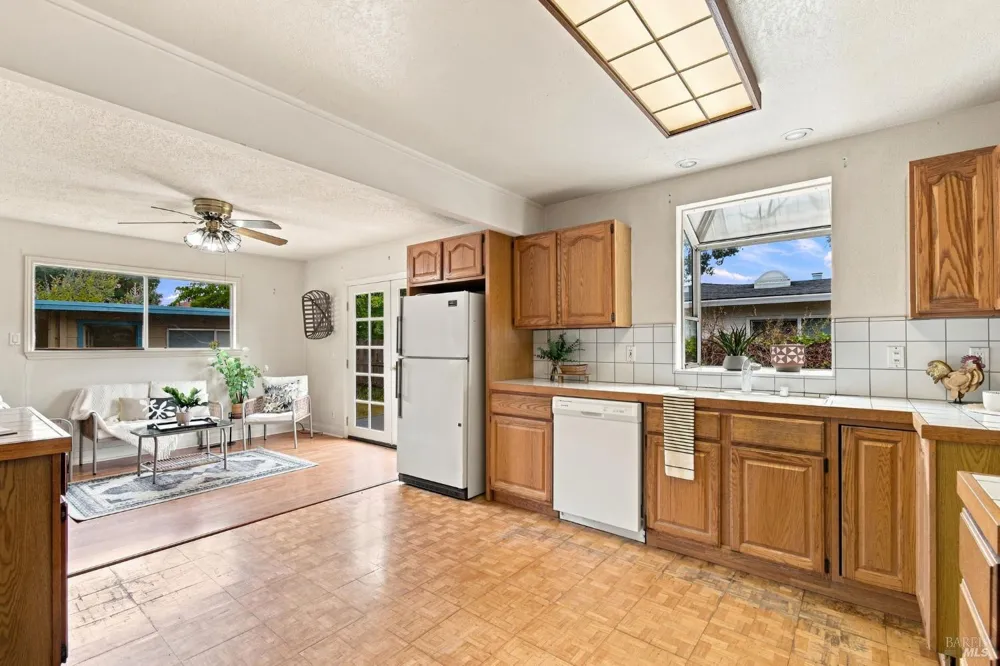 2217 Cheyenne Drive Santa Rosa, CA 95405