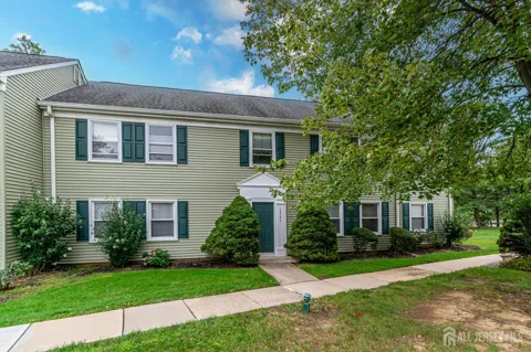 456 Roxbury Lane #B