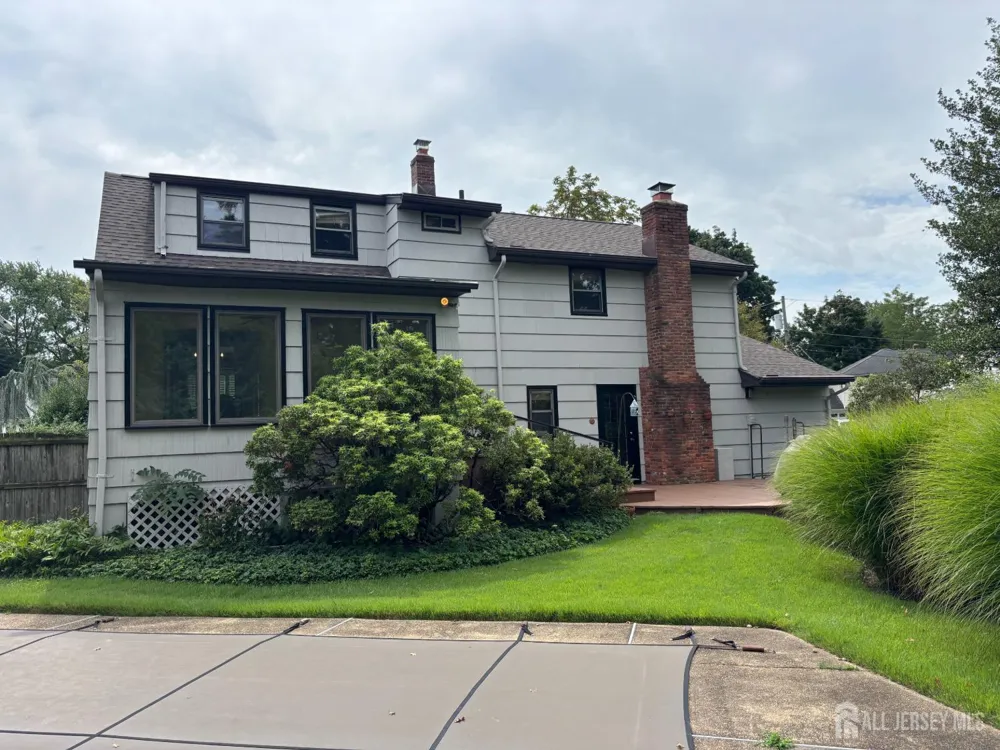 9 Lauri Lane Middlesex, NJ 08846