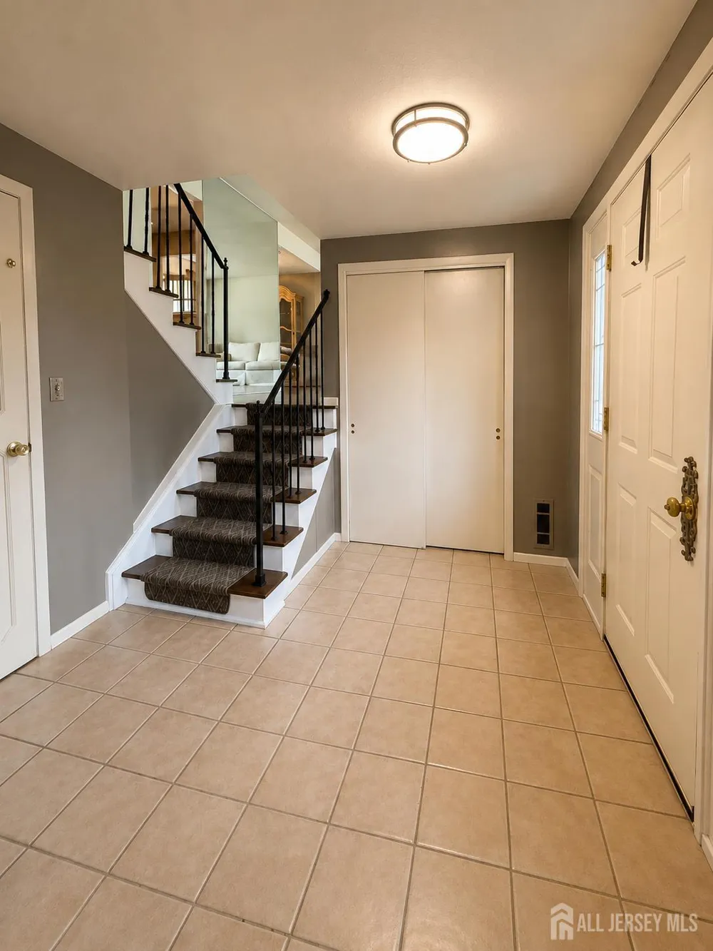9 Lauri Lane Middlesex, NJ 08846