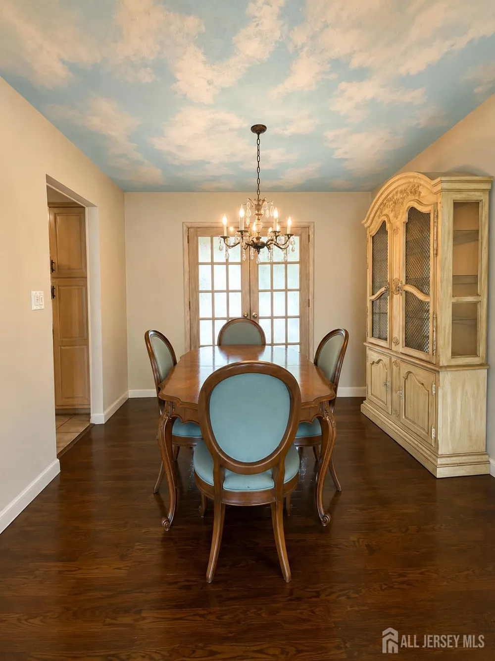 9 Lauri Lane Middlesex, NJ 08846