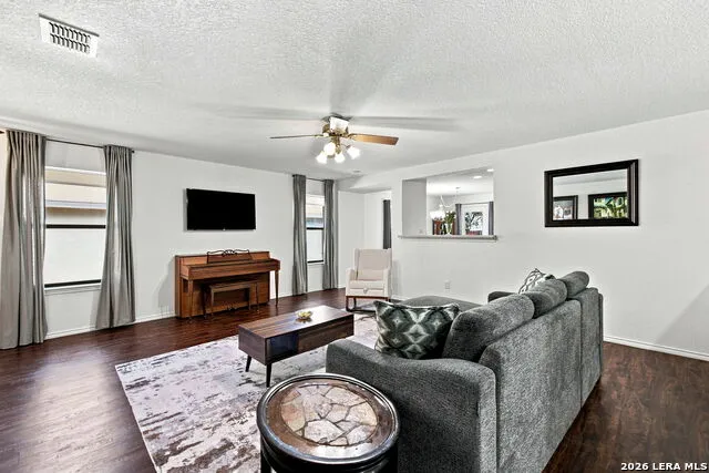 156 Desert Flower Boerne, TX 78006