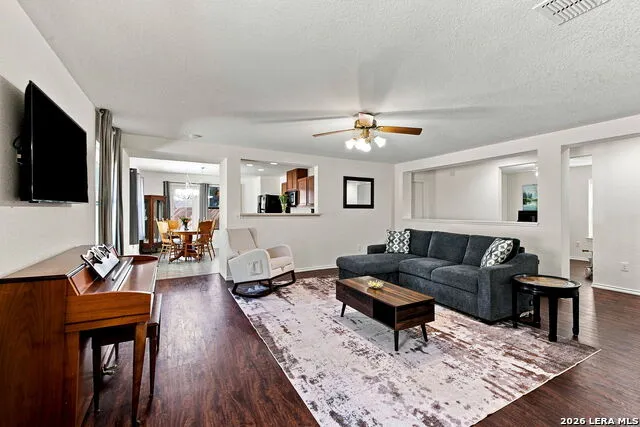 156 Desert Flower Boerne, TX 78006