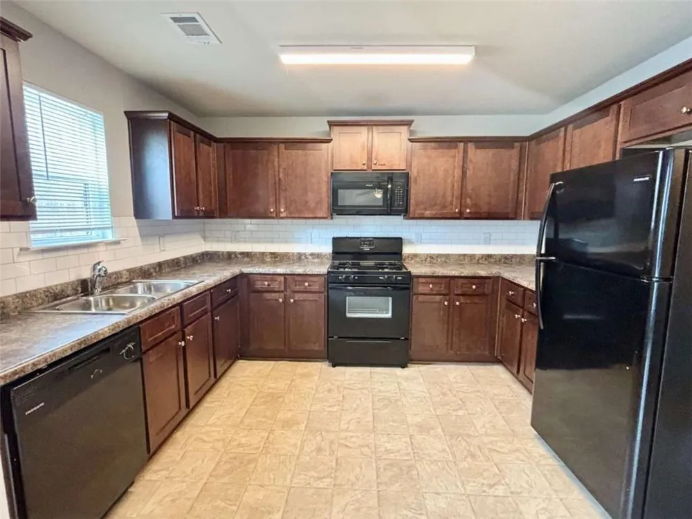 31 Brookwood Pass Douglasville, GA 30134