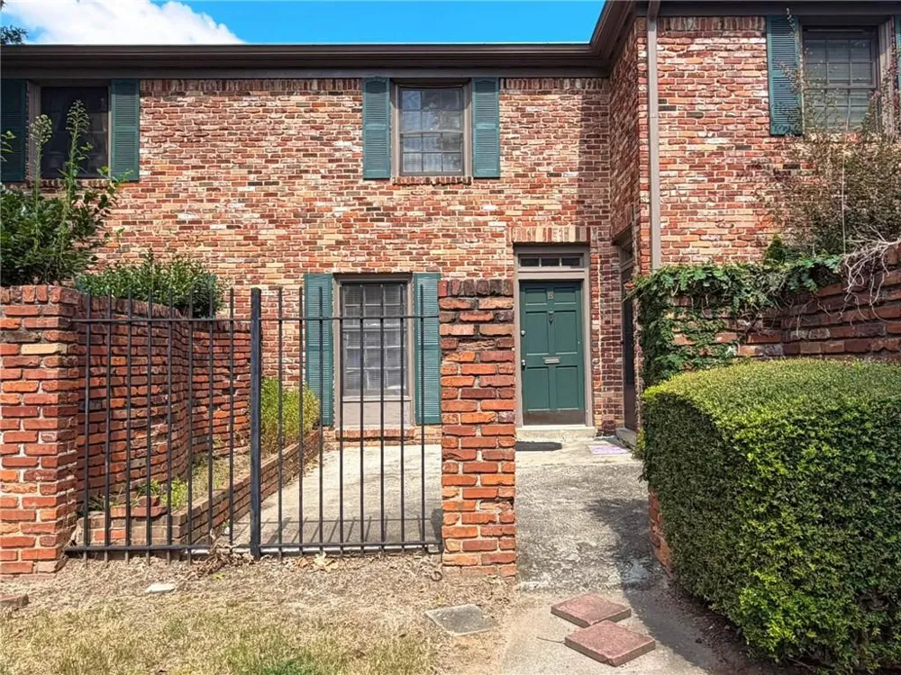 3079 Colonial Way #B Atlanta, GA 30341