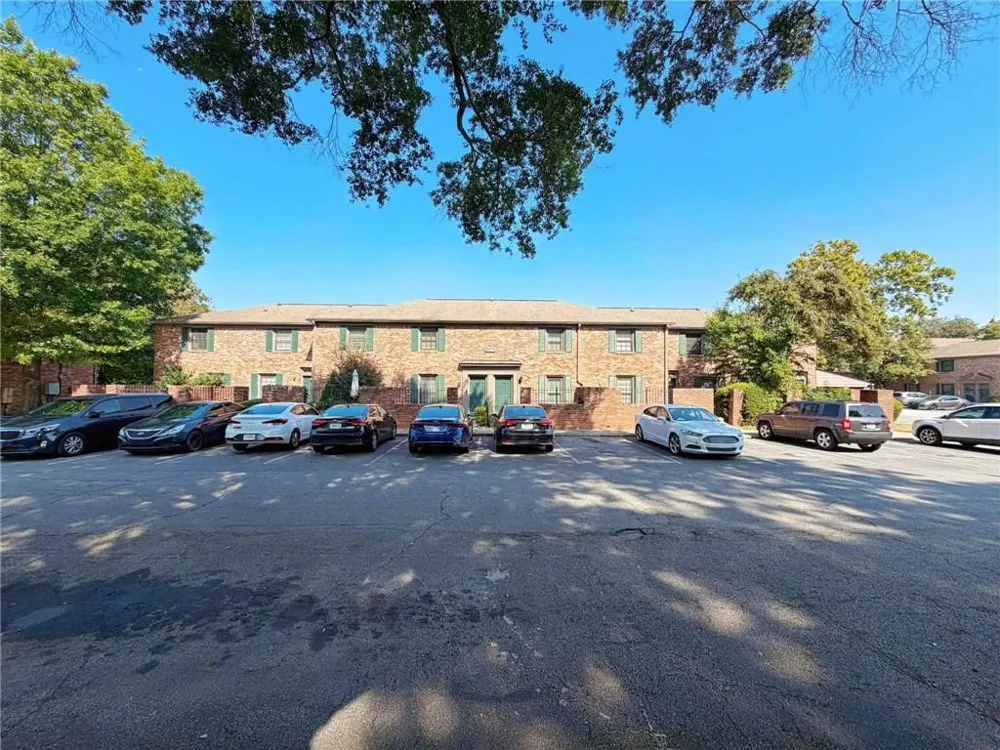 3079 Colonial Way #B Atlanta, GA 30341