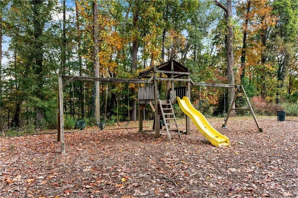 3079 Colonial Way #B Atlanta, GA 30341