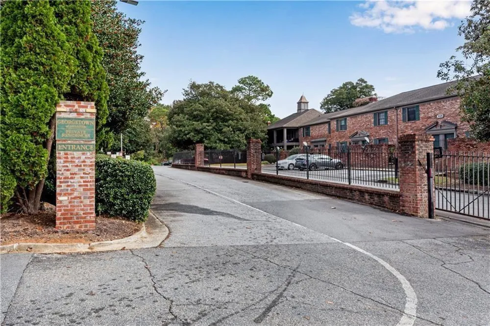 3079 Colonial Way #B Atlanta, GA 30341