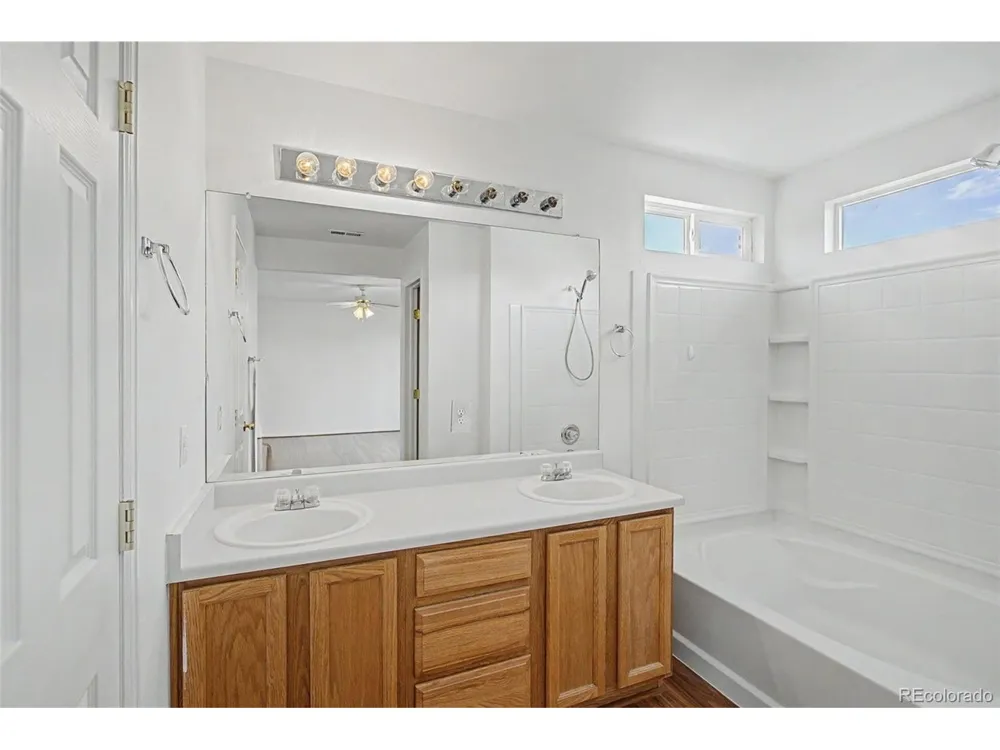 7455 S Norfolk Way Aurora, CO 80016