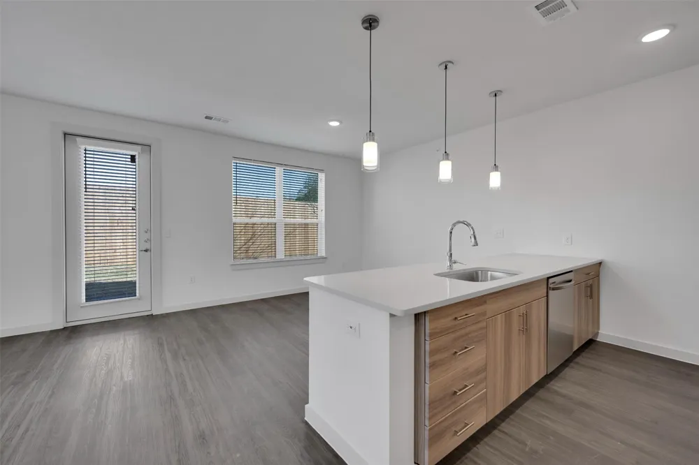 10030 Garland Road #1006 Dallas, TX 75218
