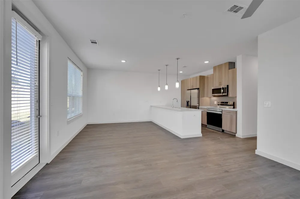 10030 Garland Road #1006 Dallas, TX 75218