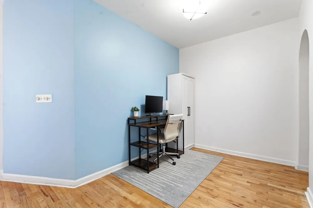 883 BLVD EAST Weehawken, NJ 07086