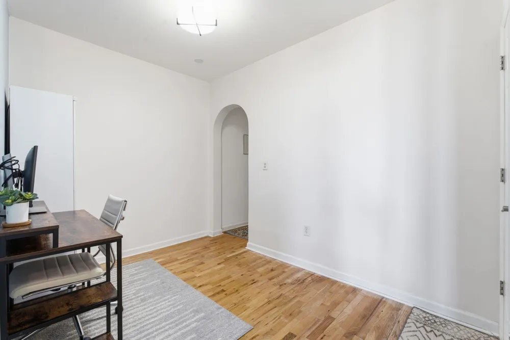 883 BLVD EAST Weehawken, NJ 07086