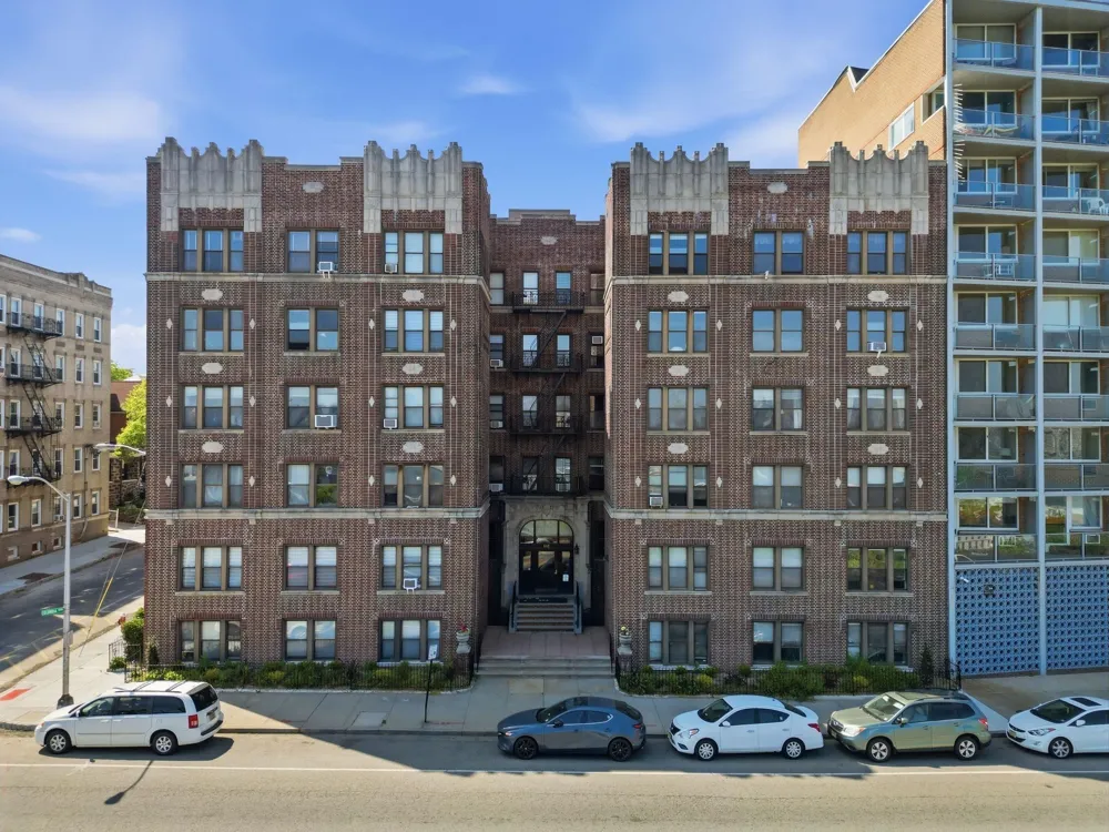 883 BLVD EAST Weehawken, NJ 07086