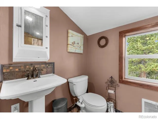 33998 Lyttle Dowdle Drive Golden, CO 80403