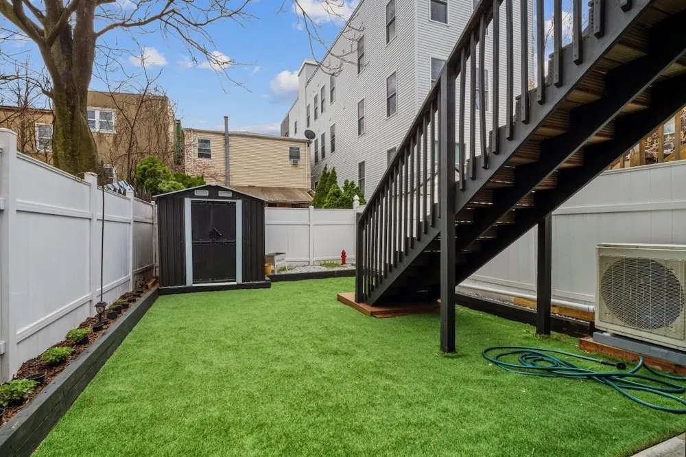 419 7TH ST Union City, NJ 07087