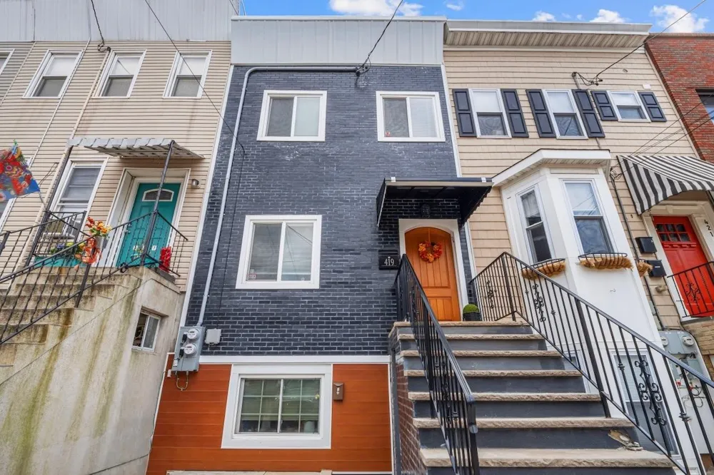 419 7TH ST Union City, NJ 07087