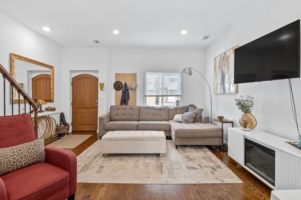 419 7TH ST Union City, NJ 07087