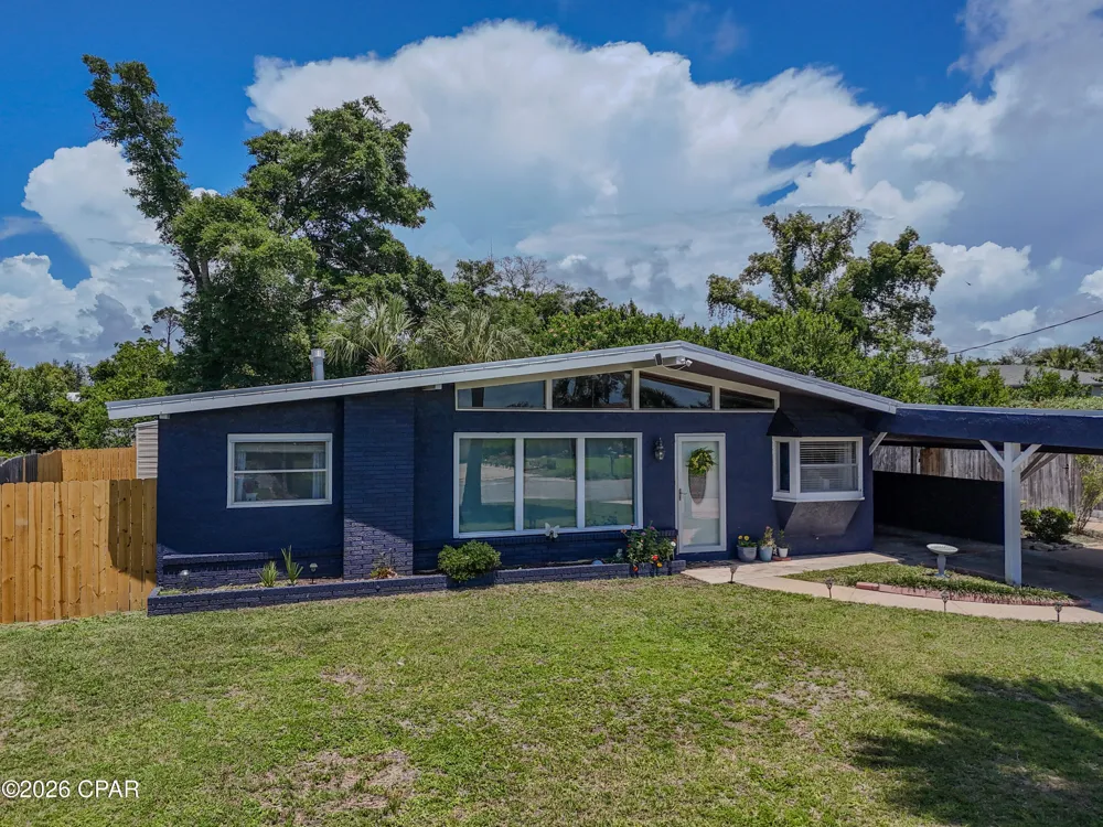 1204 W 12th Street Panama City, FL 32401