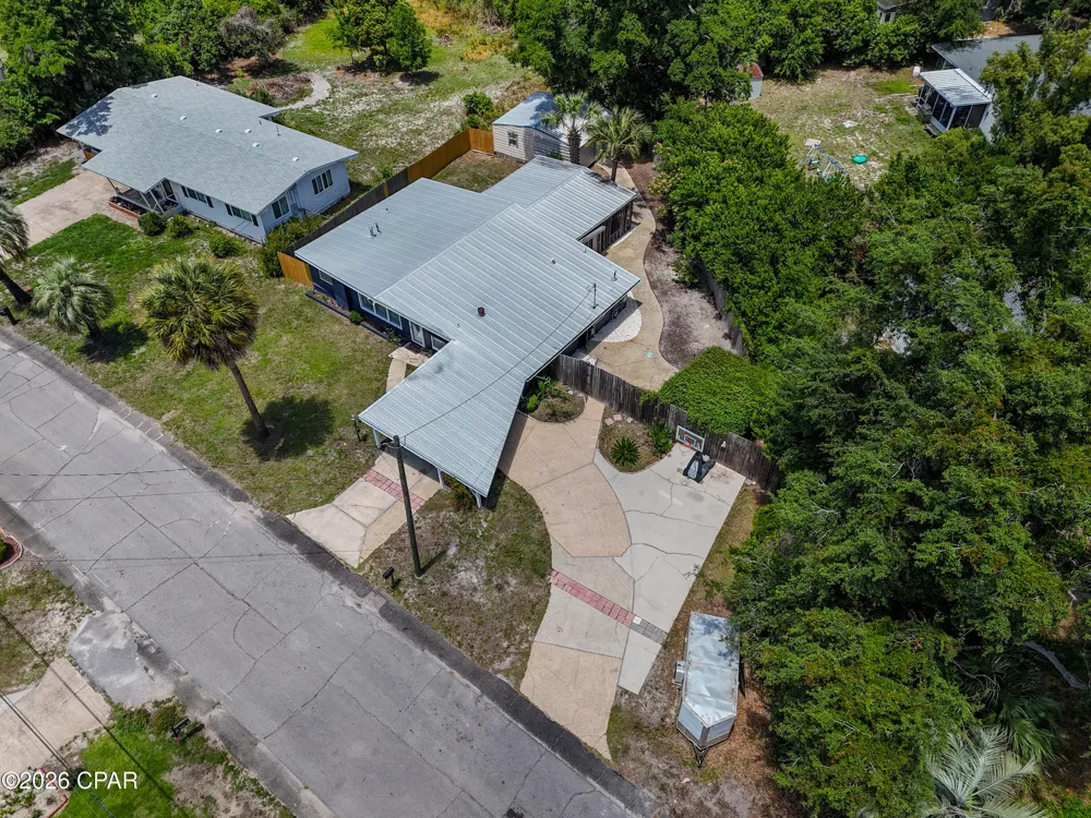 1204 W 12th Street Panama City, FL 32401