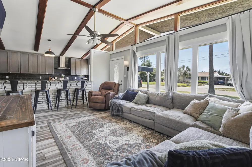 1204 W 12th Street Panama City, FL 32401